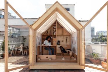 a-small-cabin-like-structure-that-can-be-compressed-when-not-in-use