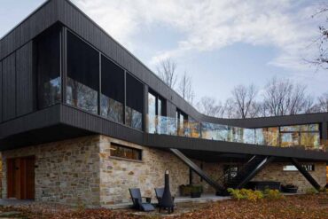 natural-stone-provides-a-base-for-this-modern-home