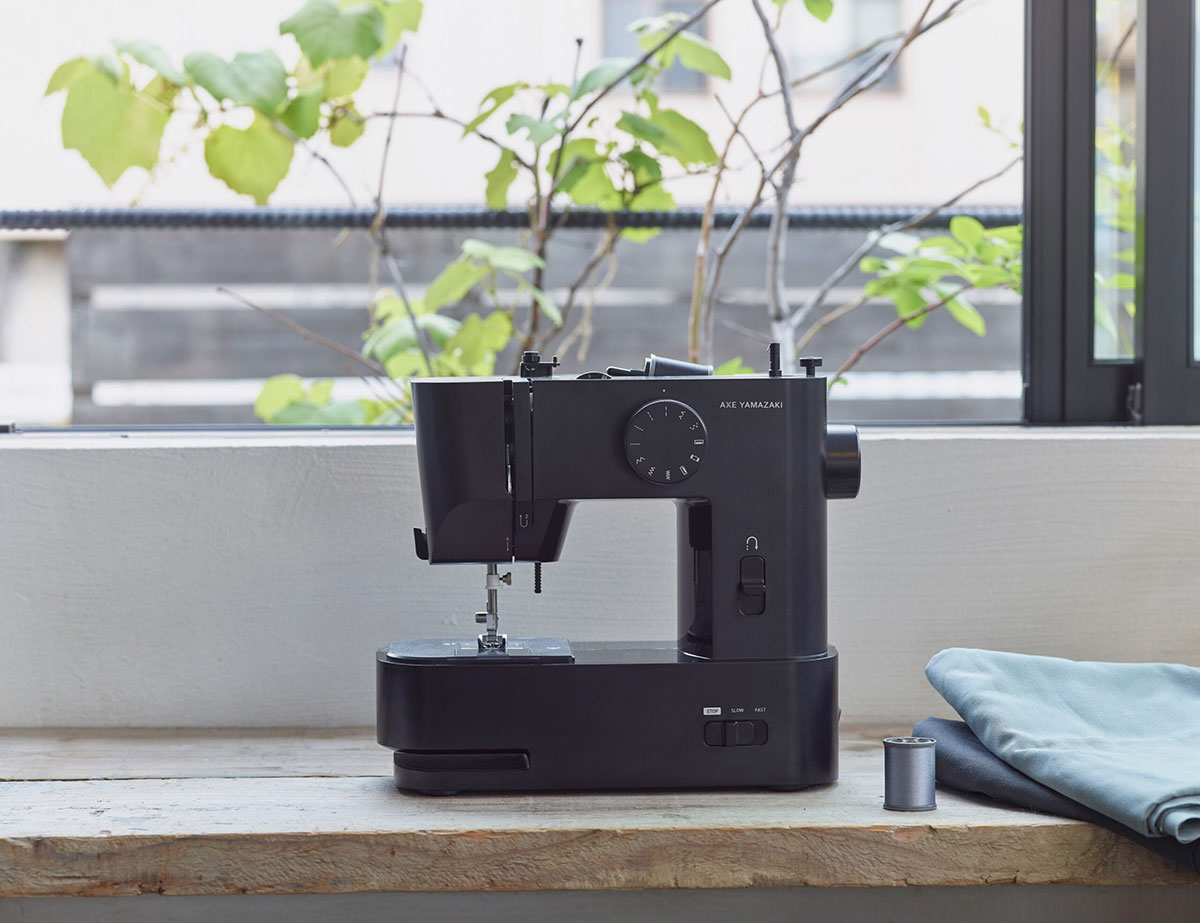 Axe Yamazaki Sewing Machine – MoMA Design Store