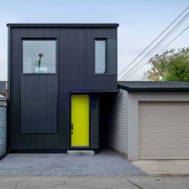 a-small-laneway-house-designed-for-a-narrow-property-in-toronto