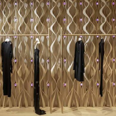 3d-printed-sculptural-walls-surround-the-interior-of-this-new-retail-store