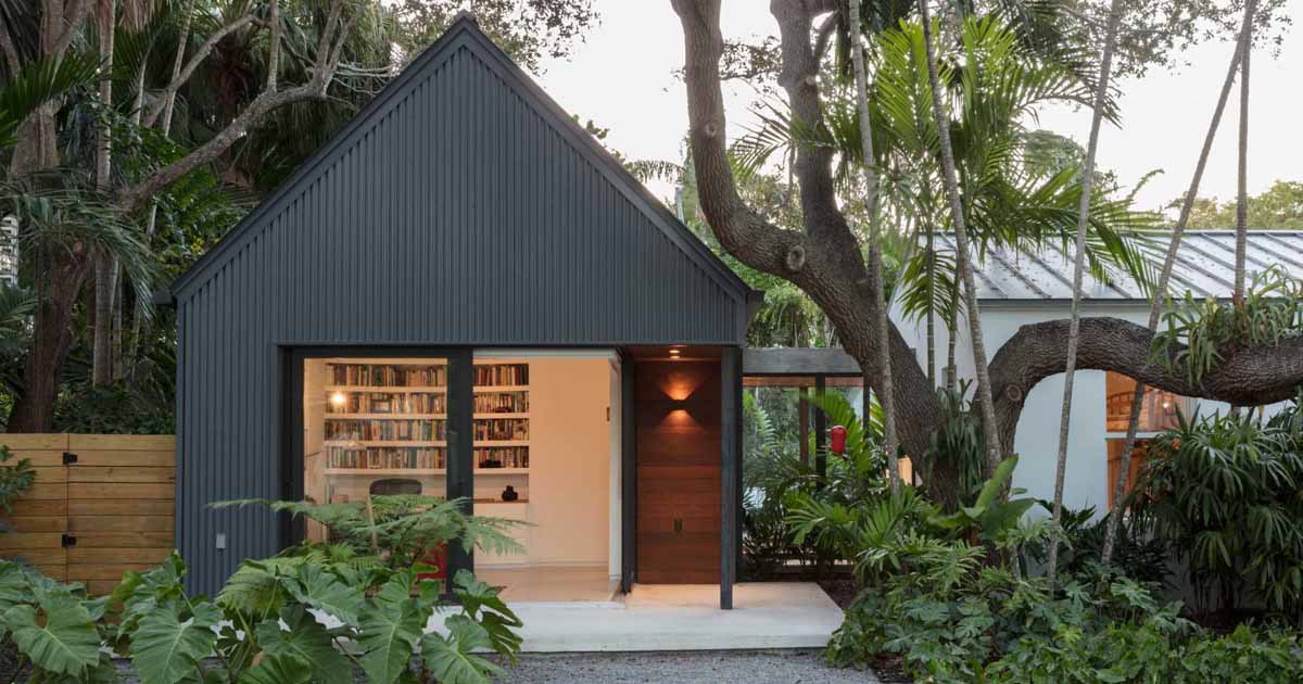 a-new-extension-adds-a-home-office-and-bedroom-to-this-miami-bungalow