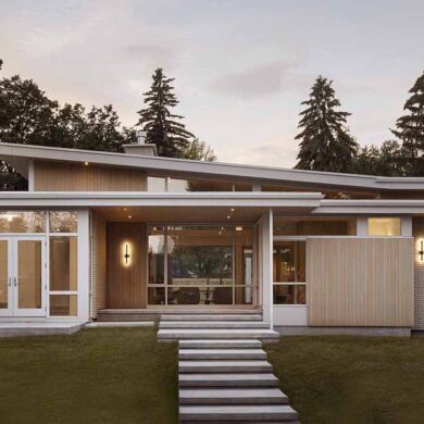 a-new-home-inspired-by-the-long,-horizontal-lines-of-the-classic-california-bungalow