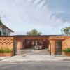 brick-is-the-material-of-choice-for-this-new-home